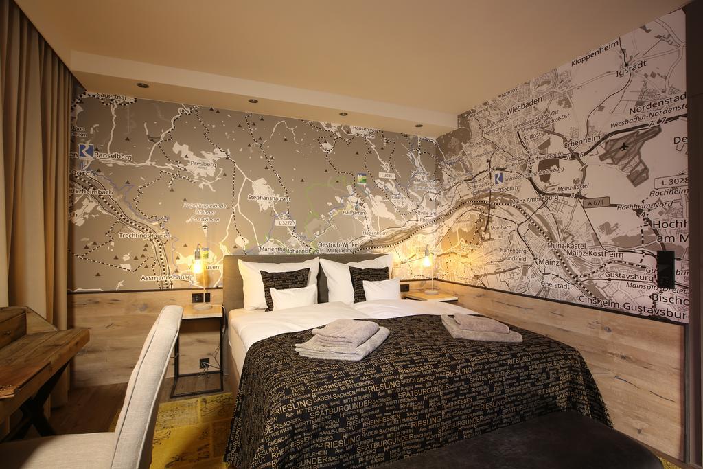 Naegler'S Fine Lounge Hotel Oestrich-Winkel Eksteriør bilde